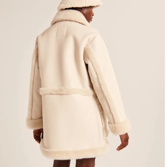 Abercrombie Sherpa Lined Coat - Picture 3 of 3